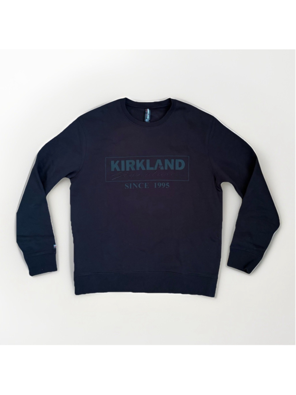 Kirkland Signature Black Crewneck Sweatshirt - Size M/L ✨ NWT